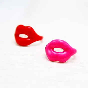 Нови постъпления сексуално пръстен Червено и розово пухлость малка Устна форма на пръста си пръстен