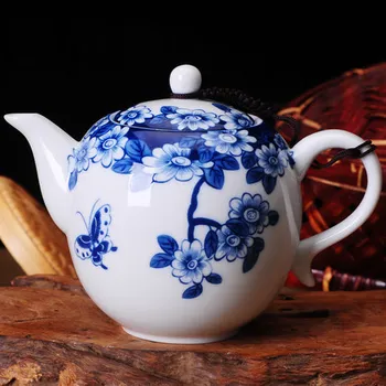 Изискан малък китайски коллекционный украсени с антични имитация на синьо-бял порцелан красиво цвете пеперуда чайник