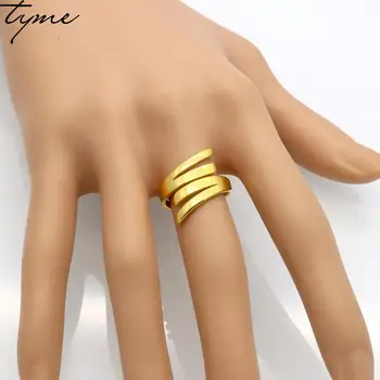 2017 нова мода Титановая стомана корейски мъже и жени, бижута златен цвят V пръстени самоличността на ринга един вакуум златно покритие пръстен подарък