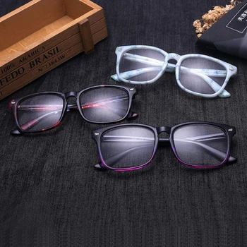 Лятото на 2017 г. Нови нитове дизайнерски модни дамски и мъжки оптични очила с прозрачни лещи Oculos grau de feminino метални нитове n550
