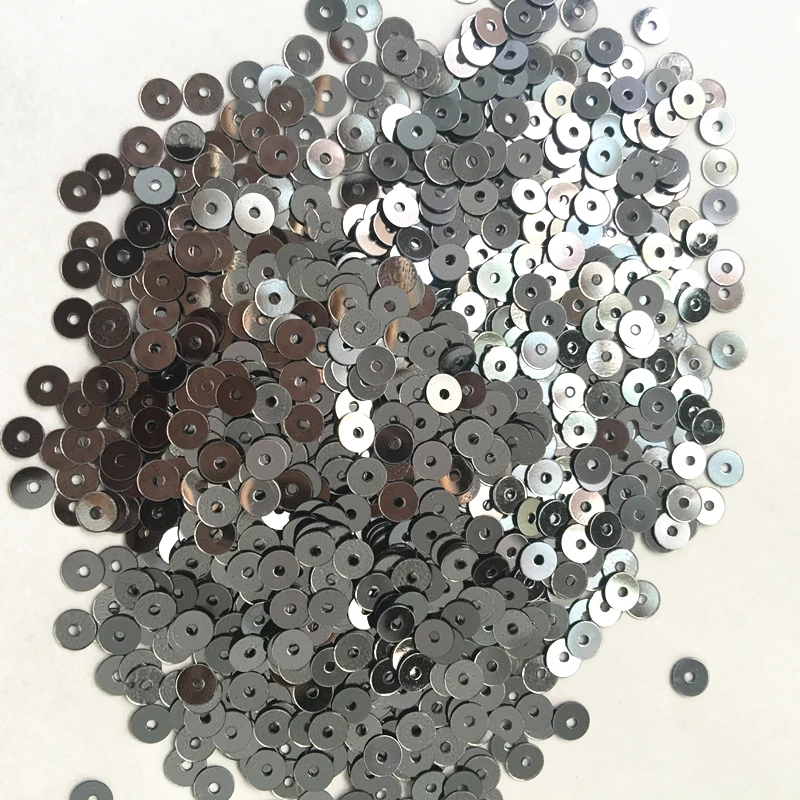 50 г (10000шт) 4 мм сребърна основа сив, плосък кръг свободни пайети пайетки шевни сватбени занаяти за Отпадъци, деца DIY