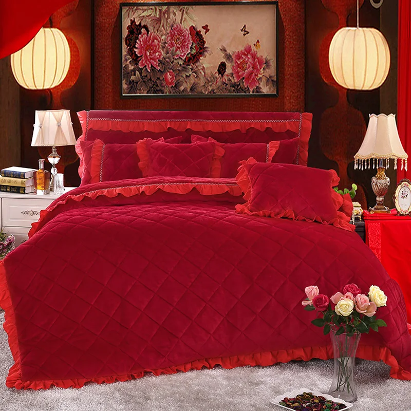 Нов прием на луксозна руното плат червен сив Волан 4/6 бр. топъл комплект постелки/пухени / легло пола / калъфка
