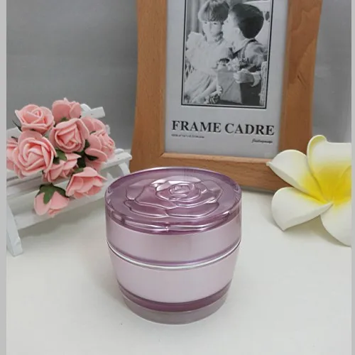 50 г пастельно-лилава акрилна крем бутилка с капачка във формата на цвете, козметичен контейнер, крем банка,козметична Банка,козметична опаковка