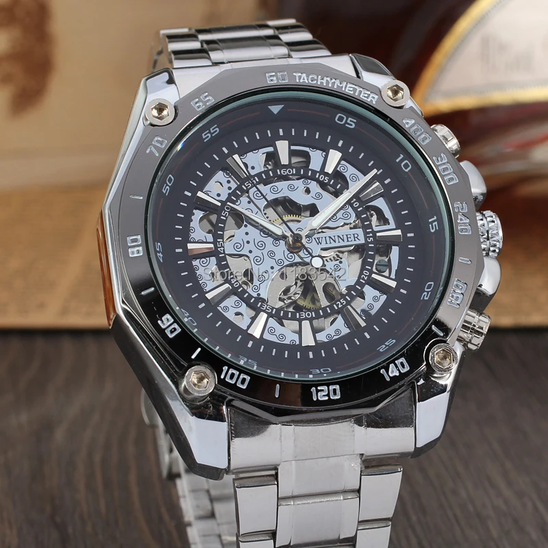 Нов бизнес часовници мъжки завод магазин високо качество на автоматична мъжки часовници Безплатна доставка WRG8068M4T2
